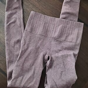 BuffBunny Mauve Purple Ribbed Leggings Small